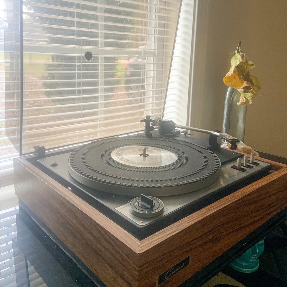 An authentic 1970’s Garrard 990B turntable made in England.
